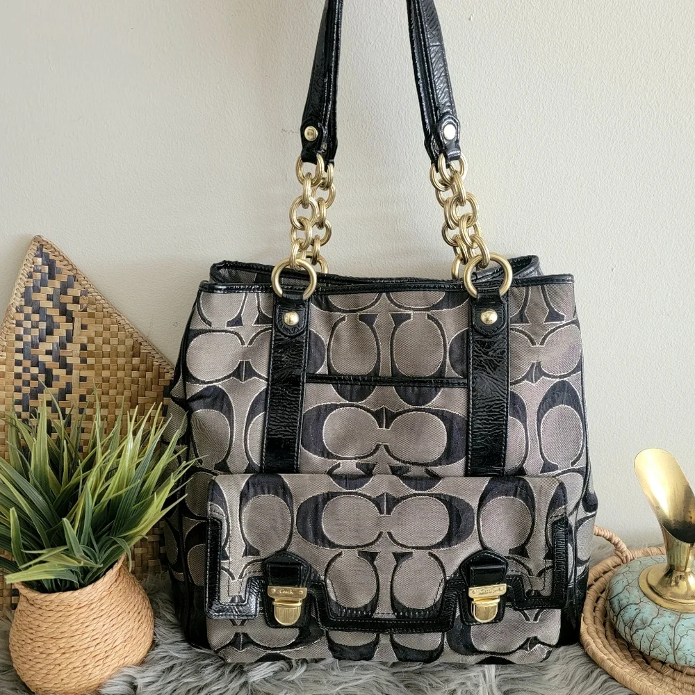 Coach vintage style gold chain pockets shoulder tote bag